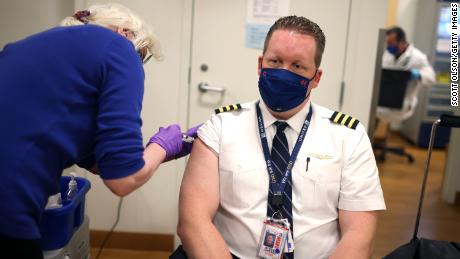 Almost all United employees complied with the vaccine mandate
